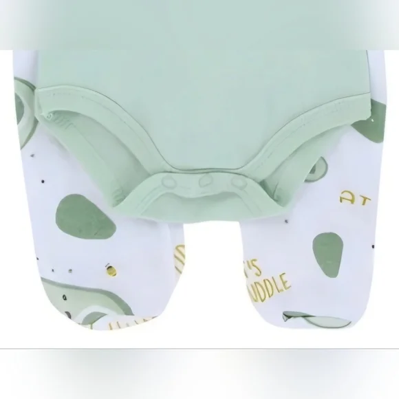 NWT baby gift set adorable cute matching sleeper hat mittens avocado avocuddle - Picture 3 of 4